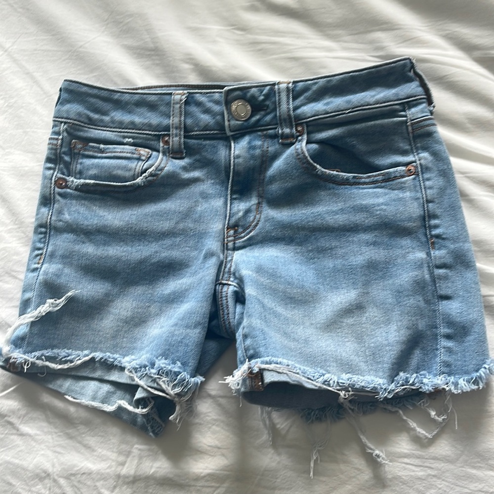 American Eagle Women’s “Super Super Stretch” Jean Shorts